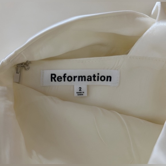 NWT Reformation Wedding Dress | Floor Length Maxi | Bridal | Ivory | Size 2 - Picture 5 of 8
